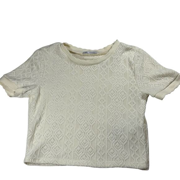 Zara Tops - Zara Knit  Ivory Scalloped Neck Top Size M